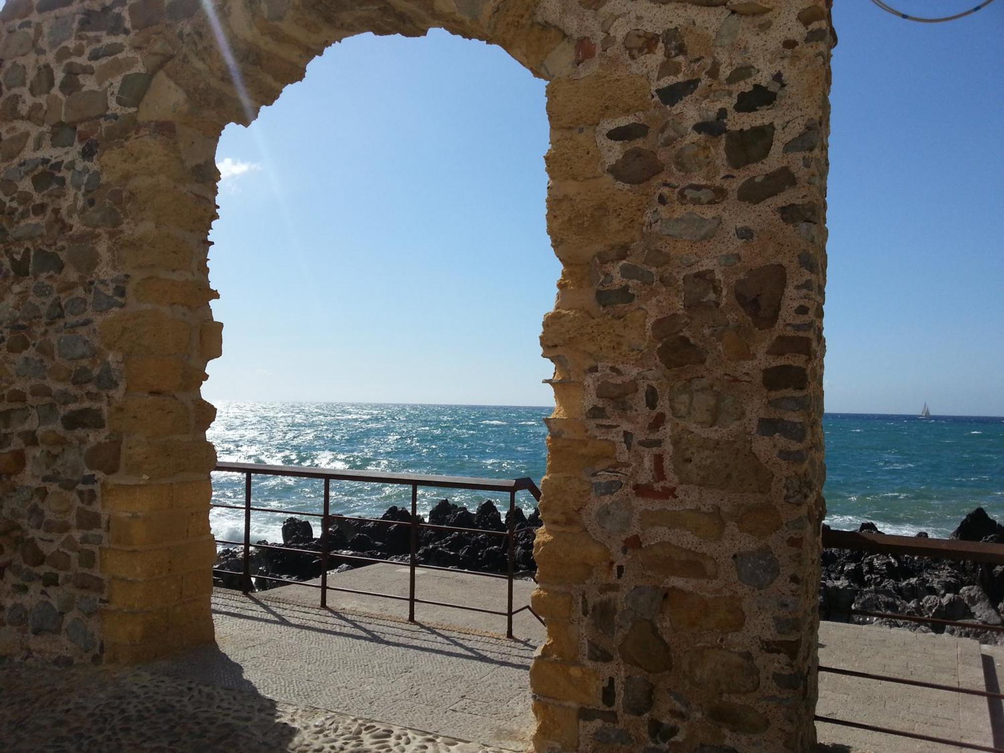 Amuni - Exclusive In Centro A Vista Mare Cefalù